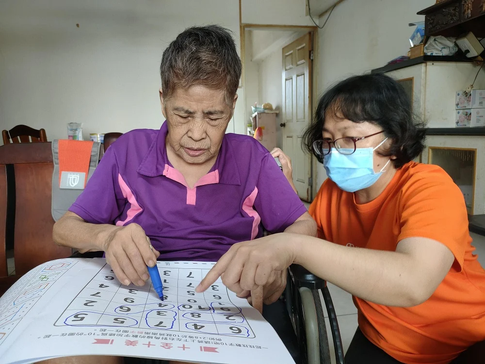 弘道長照服務體系屏東居家服務